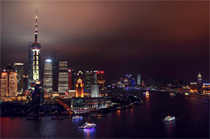 Shanghai's public garden is one of the treasures of the city.